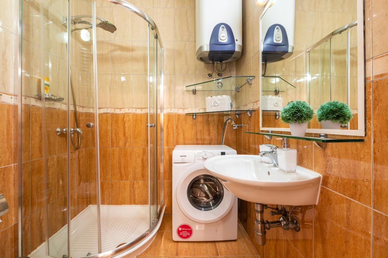 Niko'S Charming Apartment With Free Parking Дубровник Екстериор снимка